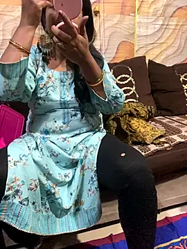 Tameesh sexy mistress online show from December 14, 2025, 4:56 pm