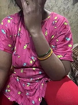 Tameesh sexy mistress online show from December 15, 2025, 4:13 pm