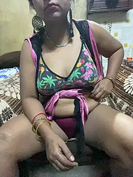 Snapshot of Tameesh_sexy_mistress chatting on July 9, 2026, 4:46 am Tameesh sexy mistress online show from July 9, 2026, 4:46 am
