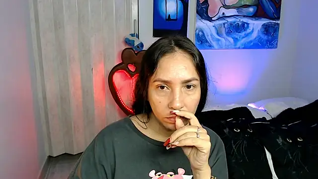 naihroby online show from April 11, 2026, 5:15 am