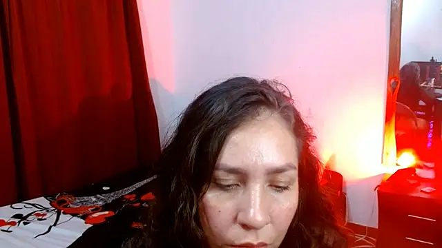 Snapshot of naihroby chatting on February 17, 2025, 6:31 am naihroby online show from February 17, 2025, 6:31 am