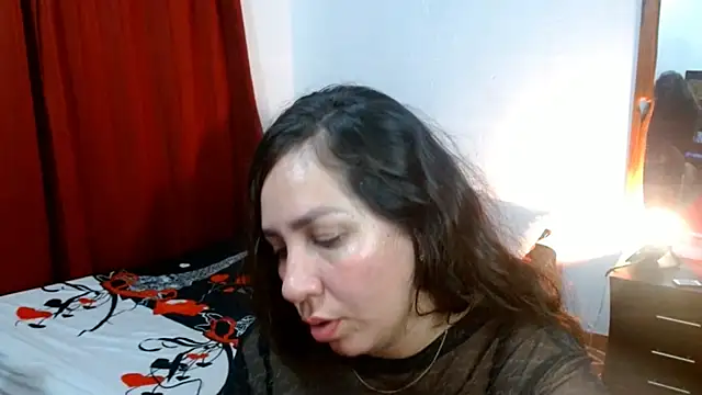 Snapshot of naihroby chatting on February 17, 2025, 3:25 am naihroby online show from February 17, 2025, 3:25 am