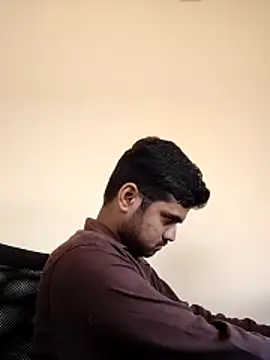 Snapshot of Ishan003 chatting on May 1, 2026, 5:45 am Ishan003 online show from May 1, 2026, 5:45 am