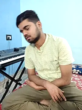 Ishan003 online show from July 4, 2026, 2:40 am