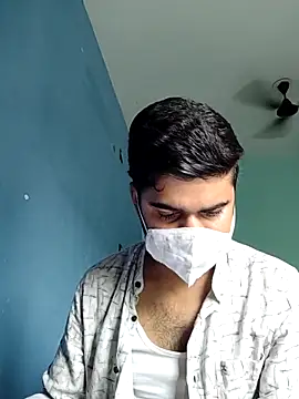 Ishan003 online show from June 15, 2026, 4:45 am