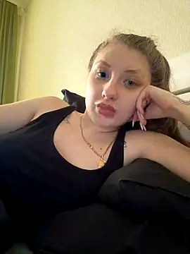 sexyy girl  online show from September 20, 2025, 10:53 am