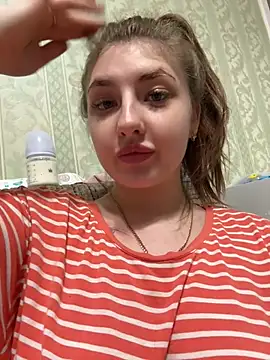 sexyy girl  online show from December 30, 2024, 12:09 pm