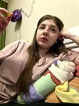 sexyy girl  online show from December 16, 2025, 2:10 pm