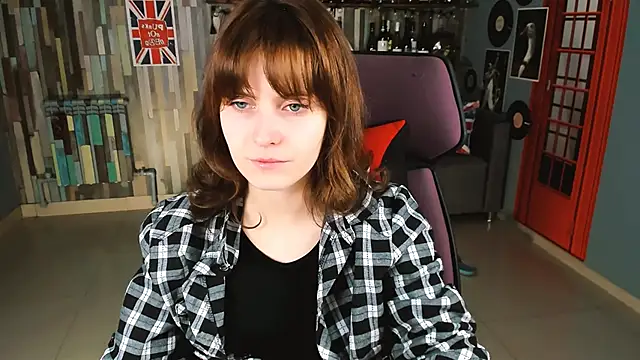 Snapshot of LolaAsmus chatting on November 7, 2025, 7:35 am LolaAsmus online show from November 7, 2025, 7:35 am