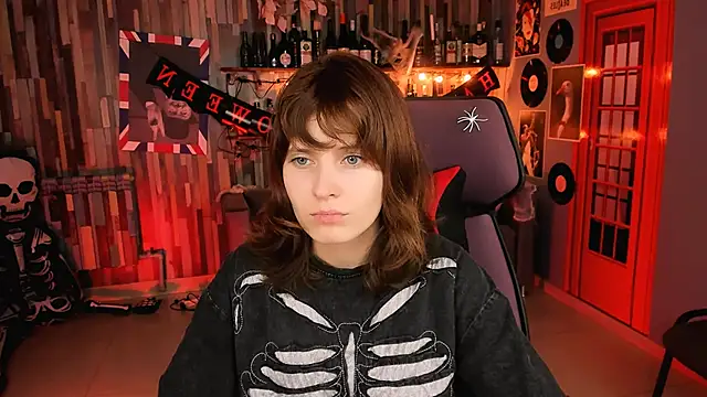 Snapshot of LolaAsmus chatting on October 24, 2025, 5:50 am LolaAsmus online show from October 24, 2025, 5:50 am