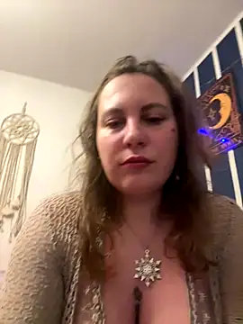 Snapshot of Yanacool007 chatting on November 21, 2025, 1:43 pm Yanacool007 online show from November 21, 2025, 1:43 pm