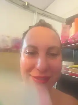 Snapshot of Yanacool007 chatting on November 5, 2025, 8:06 am Yanacool007 online show from November 5, 2025, 8:06 am