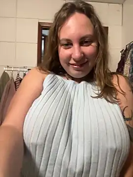 Snapshot of Yanacool007 chatting on November 28, 2025, 11:10 am Yanacool007 online show from November 28, 2025, 11:10 am