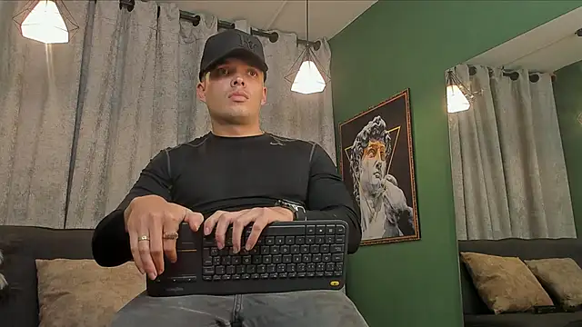 Jake Tylerr  online show from February 16, 2026, 10:40 pm