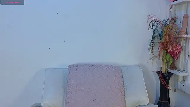 mikoto urab online show from February 9, 2026, 7:12 pm