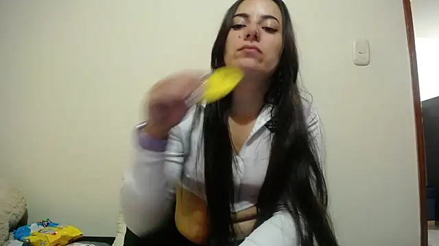 Snapshot of sofi_66 chatting on March 12, 2025, 11:33 pm sofi 66 online show from March 12, 2025, 11:33 pm