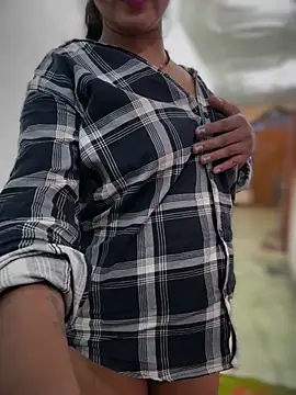 DiyAsingHh online show from April 8, 2026, 1:01 pm