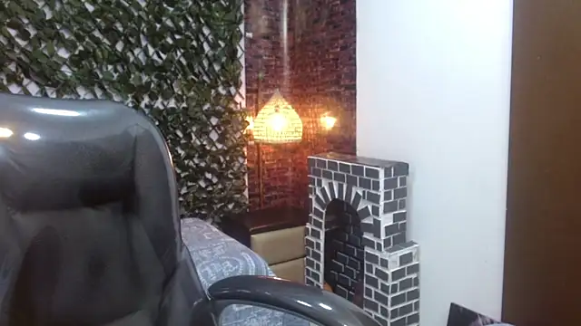 Snapshot of JackSwan18 chatting on December 30, 2024, 1:14 pm JackSwan18 online show from December 30, 2024, 1:14 pm