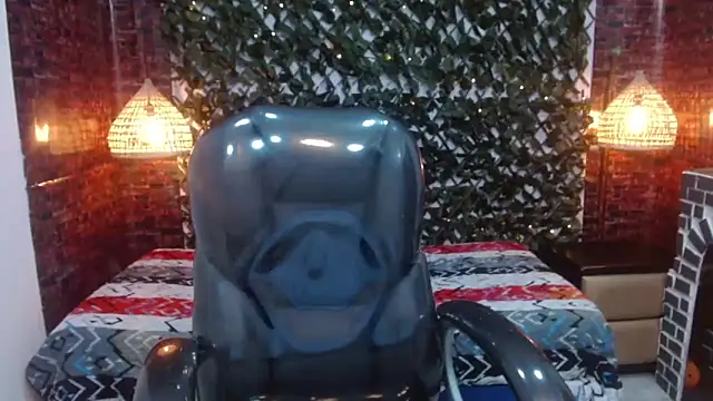 Snapshot of JackSwan18 chatting on January 9, 2025, 12:30 pm JackSwan18 online show from January 9, 2025, 12:30 pm