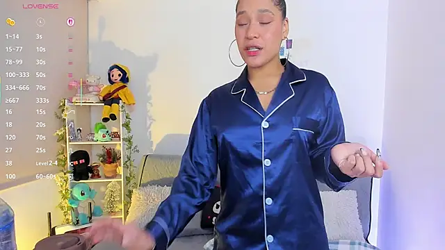 natty romanof 18 online show from February 9, 2026, 10:46 am