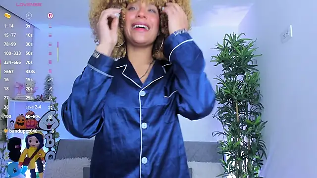 natty romanof 18 online show from September 24, 2025, 10:55 am