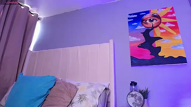 Shenoa1 online show from October 10, 2025, 7:36 pm