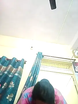 Snapshot of heenage chatting on October 12, 2025, 7:54 am heenage online show from October 12, 2025, 7:54 am