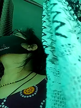 Snapshot of heenage chatting on March 11, 2025, 9:24 am heenage online show from March 11, 2025, 9:24 am