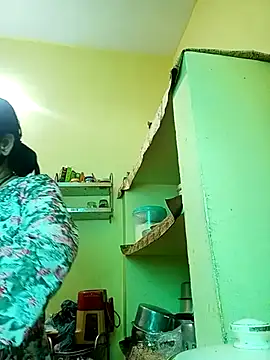 Snapshot of heenage chatting on February 27, 2025, 11:06 am heenage online show from February 27, 2025, 11:06 am