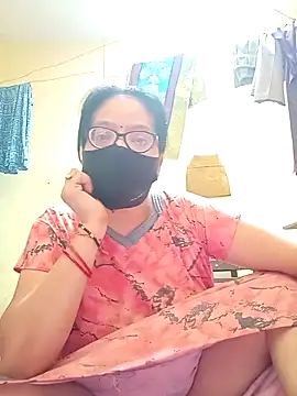 Snapshot of heenage chatting on October 4, 2025, 6:15 am heenage online show from October 4, 2025, 6:15 am