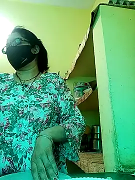 Snapshot of heenage chatting on March 10, 2025, 5:11 am heenage online show from March 10, 2025, 5:11 am