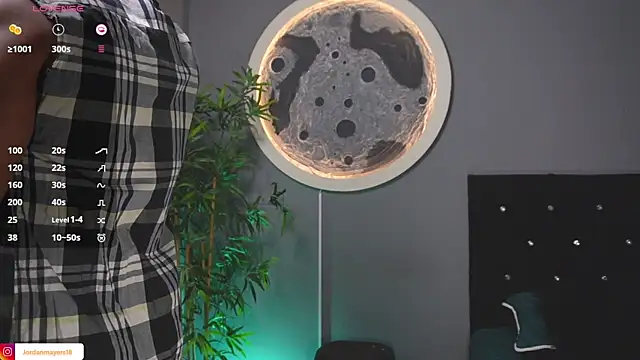 Snapshot of jordan_mayers02 chatting on January 15, 2026, 9:12 am jordan mayers02 online show from January 15, 2026, 9:12 am