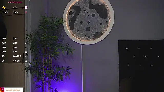 Snapshot of jordan_mayers02 chatting on February 8, 2026, 9:07 am jordan mayers02 online show from February 8, 2026, 9:07 am