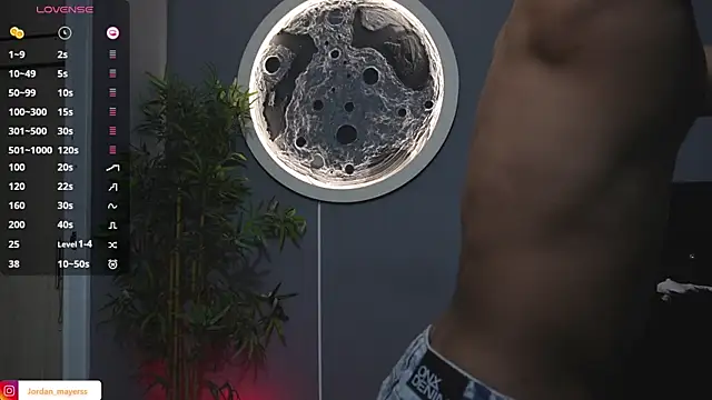 Snapshot of jordan_mayers02 chatting on February 7, 2026, 9:06 am jordan mayers02 online show from February 7, 2026, 9:06 am