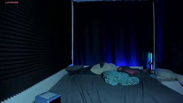 KIKI Krash online show from January 31, 2026, 7:12 pm