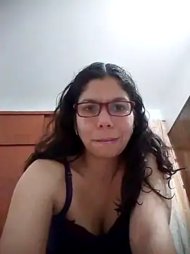 Snapshot of Carliina_Soussa chatting on March 12, 2025, 9:45 pm Carliina Soussa online show from March 12, 2025, 9:45 pm