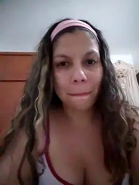 Carliina Soussa online show from November 30, 2025, 12:11 am