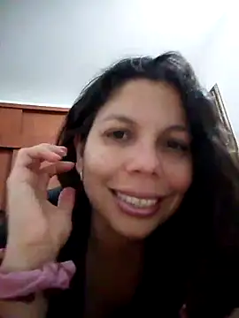 Snapshot of Carliina_Soussa chatting on February 25, 2025, 2:36 am Carliina Soussa online show from February 25, 2025, 2:36 am