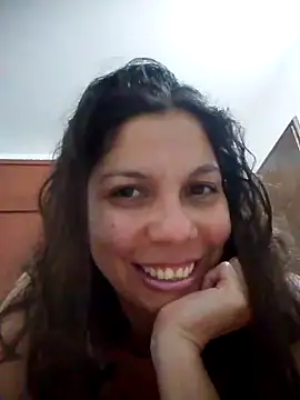 Snapshot of Carliina_Soussa chatting on March 4, 2025, 5:00 am Carliina Soussa online show from March 4, 2025, 5:00 am