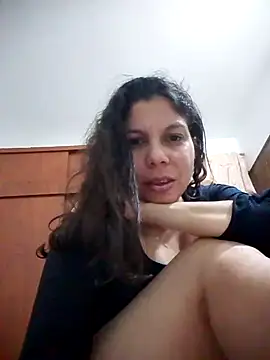 Snapshot of Carliina_Soussa chatting on March 12, 2025, 5:24 am Carliina Soussa online show from March 12, 2025, 5:24 am