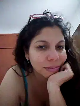 Snapshot of Carliina_Soussa chatting on March 14, 2025, 4:43 am Carliina Soussa online show from March 14, 2025, 4:43 am