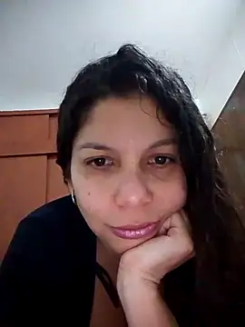 Snapshot of Carliina_Soussa chatting on March 11, 2025, 11:15 pm Carliina Soussa online show from March 11, 2025, 11:15 pm