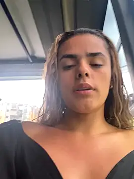 Snapshot of ZoeJohnsoon chatting on November 18, 2025, 9:18 pm ZoeJohnsoon online show from November 18, 2025, 9:18 pm