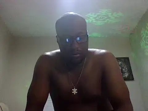 Snapshot of littbbc chatting on December 16, 2024, 2:36 am littbbc online show from December 16, 2024, 2:36 am