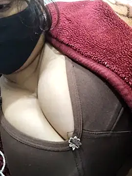 illay love online show from December 21, 2025, 5:58 pm