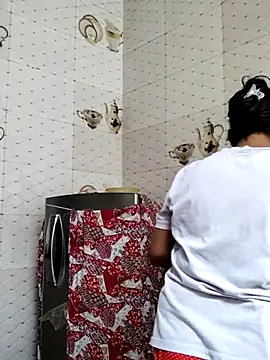 illay love online show from October 19, 2025, 7:11 am