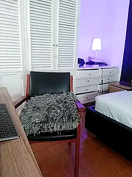 Adel Nesbiit online show from March 15, 2026, 3:19 pm