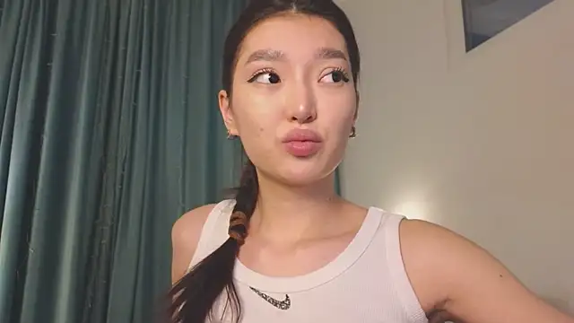 Snapshot of AudreyMell chatting on February 24, 2026, 3:24 pm AudreyMell online show from February 24, 2026, 3:24 pm