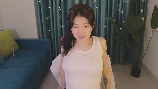 Snapshot of AudreyMell chatting on March 17, 2025, 5:38 pm AudreyMell online show from March 17, 2025, 5:38 pm
