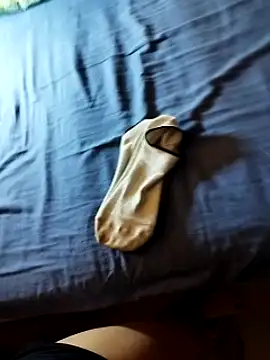 Snapshot of Crazzy_Maiky chatting on December 9, 2024, 9:58 pm Crazzy Maiky online show from December 9, 2024, 9:58 pm